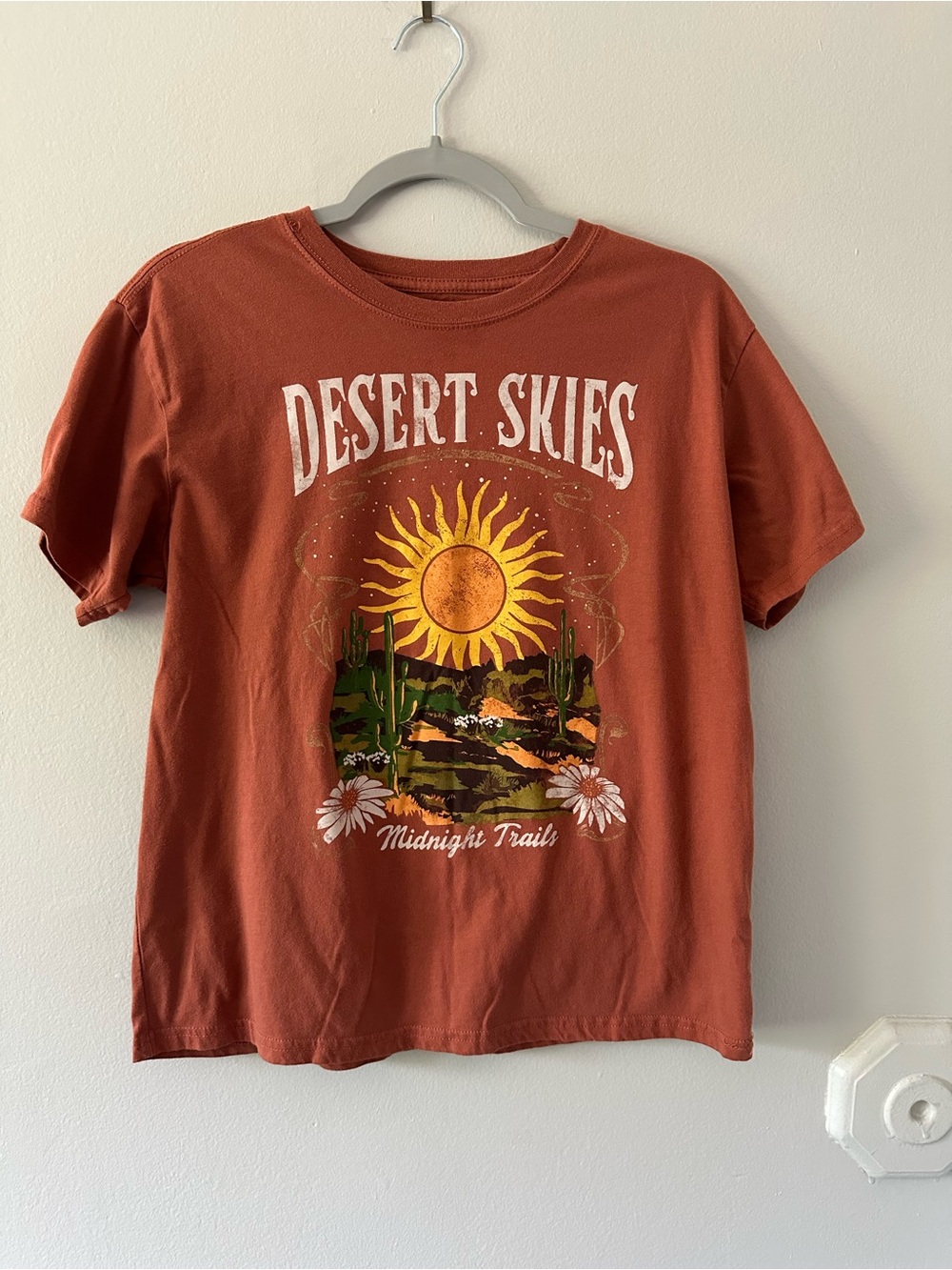 Desert Skies Rust Graphic Juniors Tee
